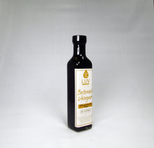 Load image into Gallery viewer, Bittersweet Chocolate with Orange 25 Star Dark Balsamic Vinegar