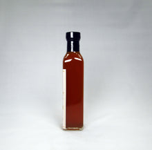 Load image into Gallery viewer, Espresso Bean 25 Star White Balsamic Vinegar